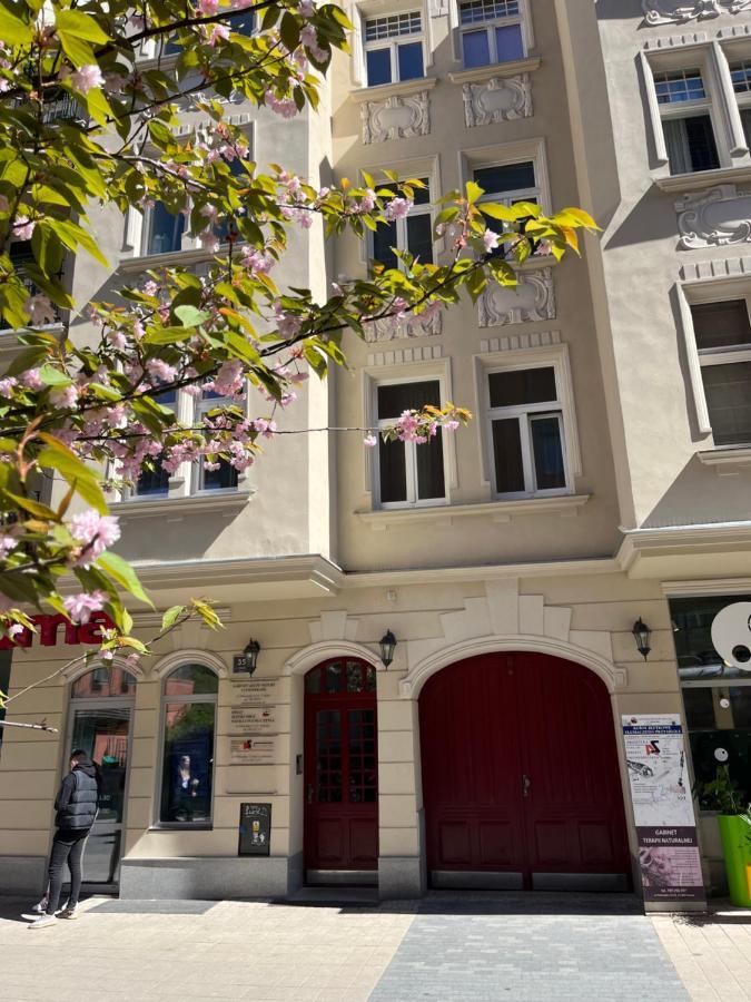 Sloneczny Apartament Centrum Poznania Klimatyzacja Wi-Fi Tv Zmywarka Pralka Piekarnik Экстерьер фото